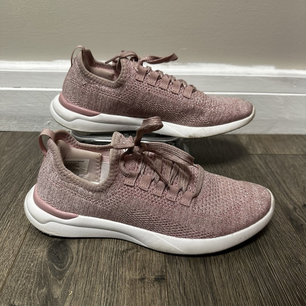Fabletics The Everyday Sneaker Pink Sparkle Women's Size 10